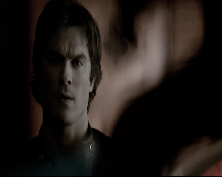 VampireDiariesWorld-dot-nl_6x18INeverCouldLoveLikeThat1932.jpg