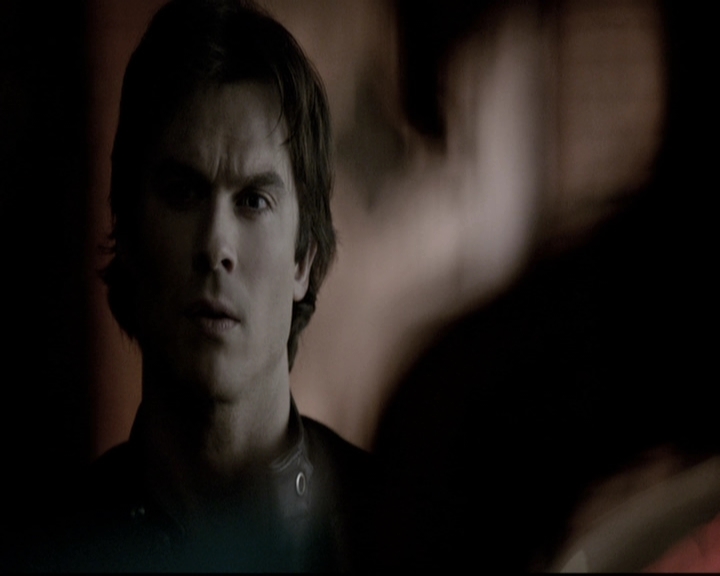 VampireDiariesWorld-dot-nl_6x18INeverCouldLoveLikeThat1933.jpg