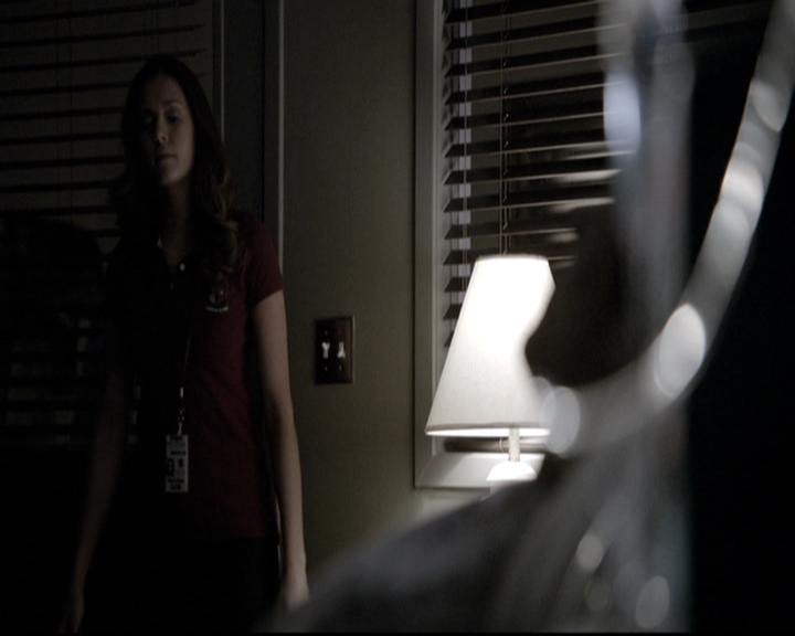 VampireDiariesWorld-dot-nl_6x18INeverCouldLoveLikeThat1948.jpg