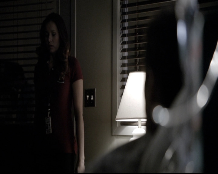 VampireDiariesWorld-dot-nl_6x18INeverCouldLoveLikeThat1951.jpg