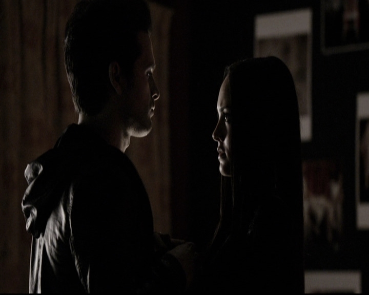 VampireDiariesWorld-dot-nl_6x18INeverCouldLoveLikeThat2049.jpg