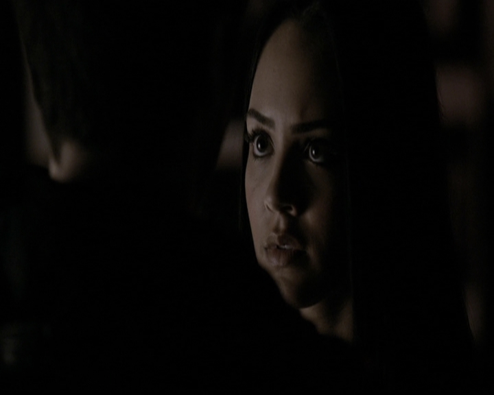 VampireDiariesWorld-dot-nl_6x18INeverCouldLoveLikeThat2051.jpg