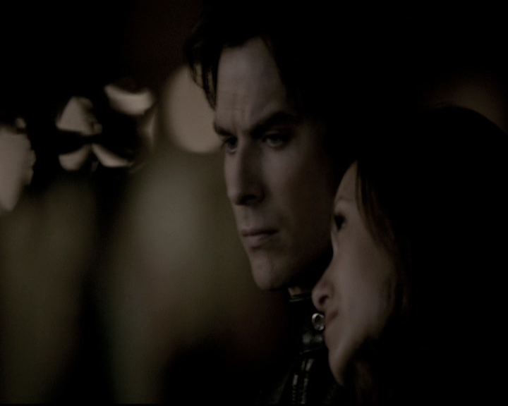 VampireDiariesWorld-dot-nl_6x18INeverCouldLoveLikeThat2132.jpg