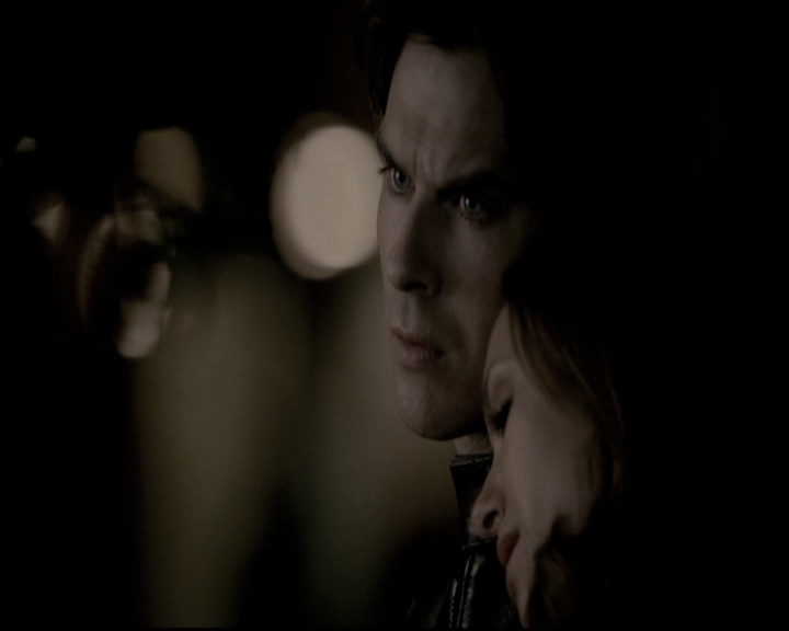 VampireDiariesWorld-dot-nl_6x18INeverCouldLoveLikeThat2135.jpg