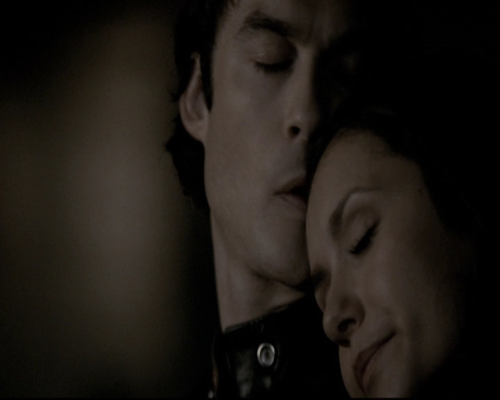 VampireDiariesWorld-dot-nl_6x18INeverCouldLoveLikeThat2161.jpg