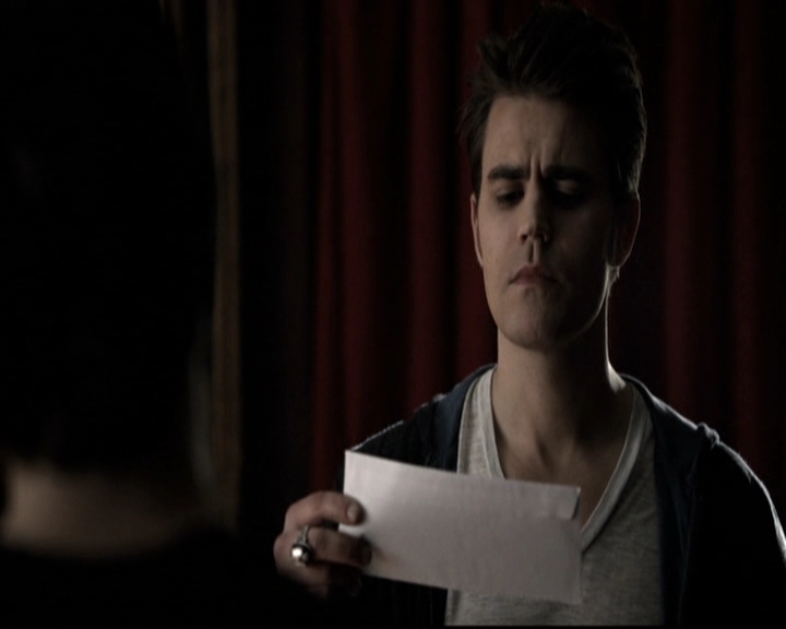 VampireDiariesWorld-dot-nl_6x19Because0123.jpg