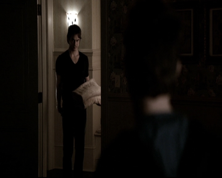 VampireDiariesWorld-dot-nl_6x19Because0157.jpg