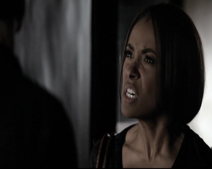 VampireDiariesWorld-dot-nl_6x19Because0234.jpg