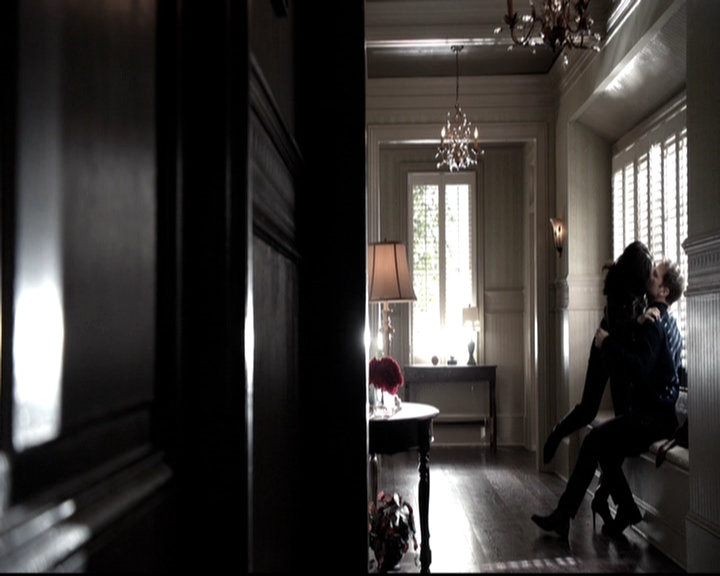 VampireDiariesWorld-dot-nl_6x19Because0309.jpg