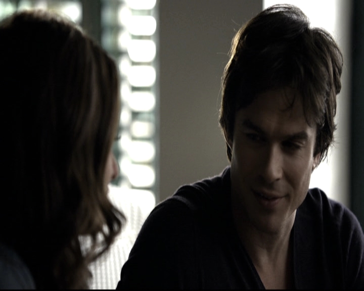 VampireDiariesWorld-dot-nl_6x19Because0660.jpg