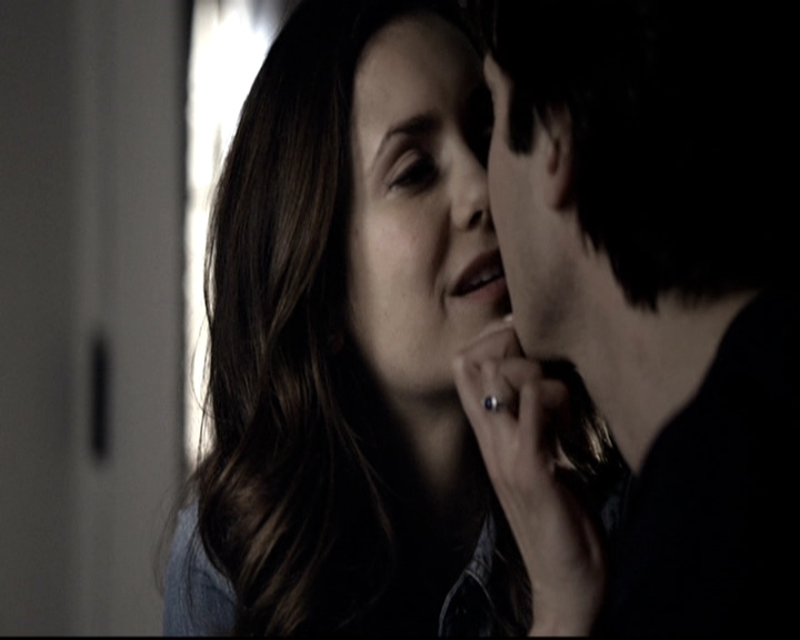 VampireDiariesWorld-dot-nl_6x19Because0702.jpg