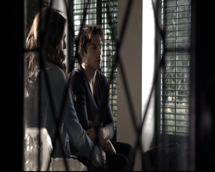 VampireDiariesWorld-dot-nl_6x19Because0721.jpg