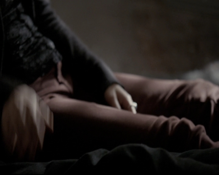 VampireDiariesWorld-dot-nl_6x19Because0744.jpg