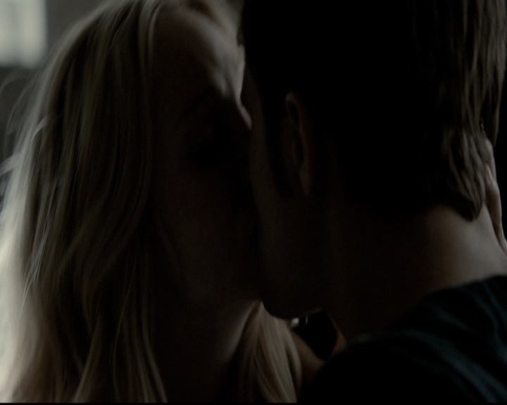 VampireDiariesWorld-dot-nl_6x19Because0774.jpg