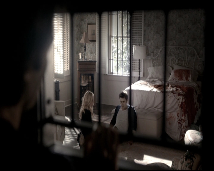 VampireDiariesWorld-dot-nl_6x19Because0782.jpg