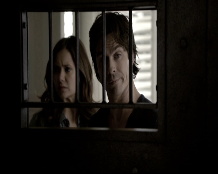 VampireDiariesWorld-dot-nl_6x19Because0792.jpg