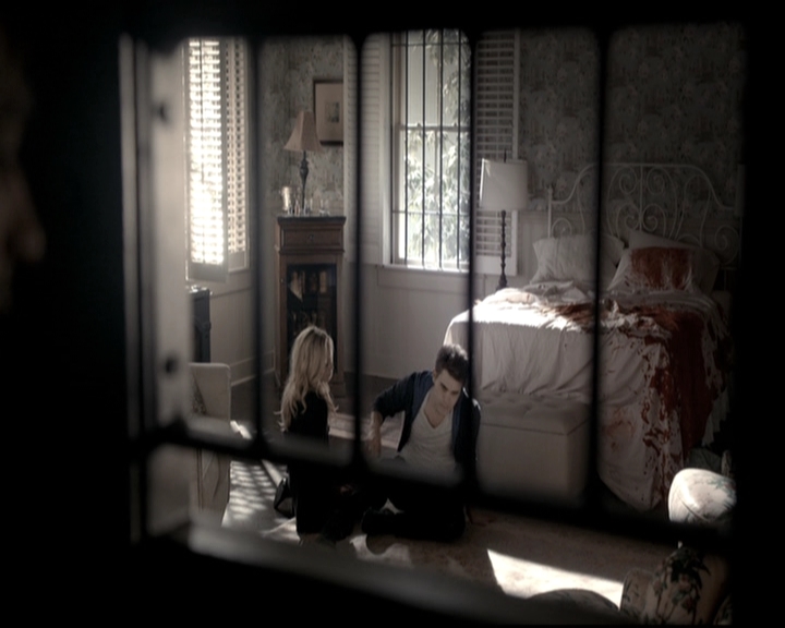 VampireDiariesWorld-dot-nl_6x19Because0794.jpg