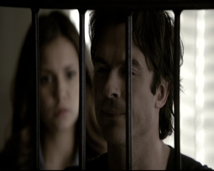 VampireDiariesWorld-dot-nl_6x19Because0809.jpg