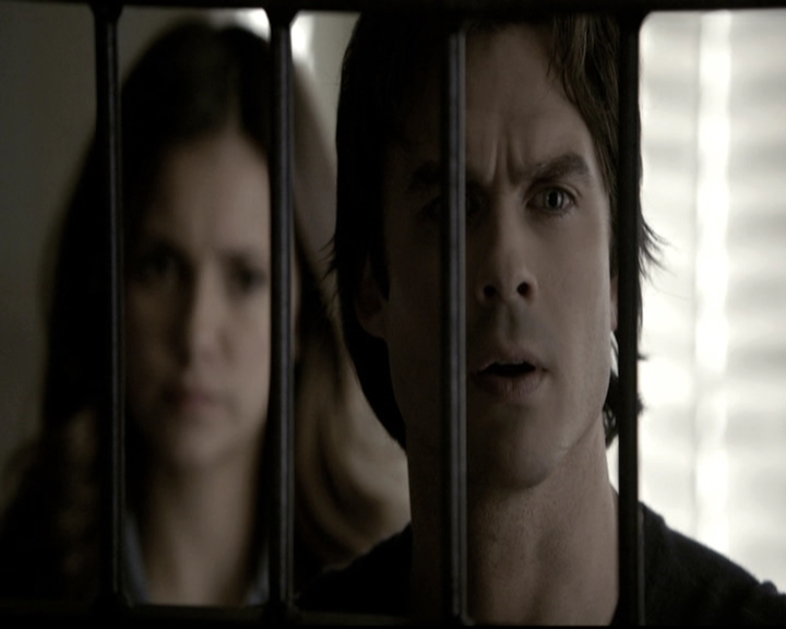 VampireDiariesWorld-dot-nl_6x19Because0818.jpg