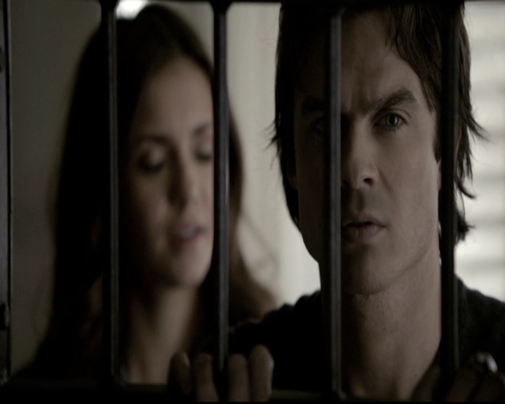 VampireDiariesWorld-dot-nl_6x19Because0831.jpg