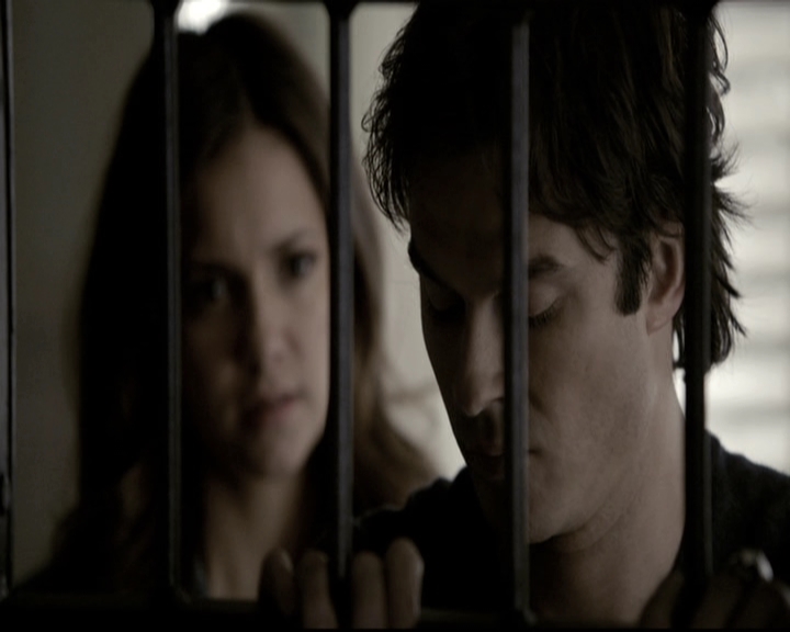 VampireDiariesWorld-dot-nl_6x19Because0834.jpg