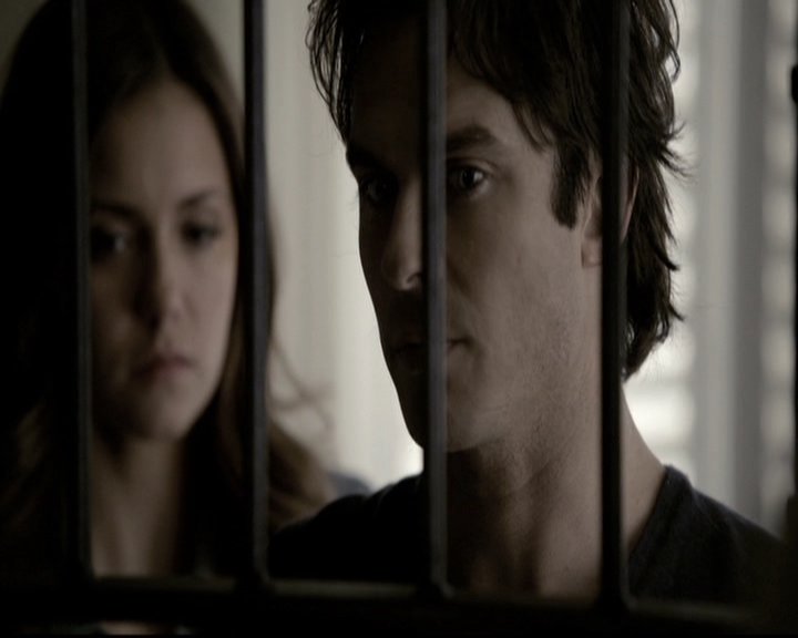 VampireDiariesWorld-dot-nl_6x19Because0845.jpg