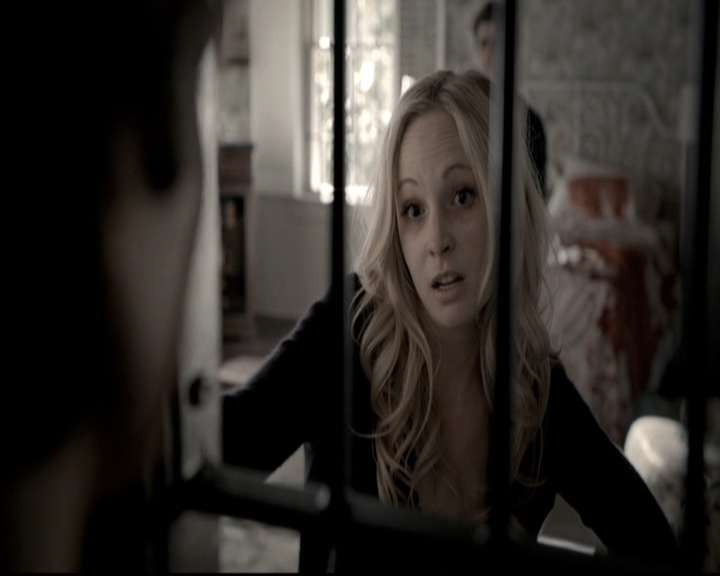 VampireDiariesWorld-dot-nl_6x19Because0853.jpg