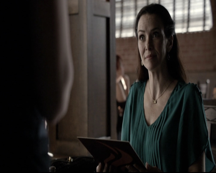 VampireDiariesWorld-dot-nl_6x19Because0883.jpg