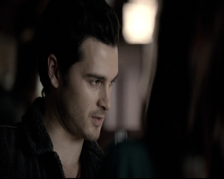 VampireDiariesWorld-dot-nl_6x19Because0913.jpg