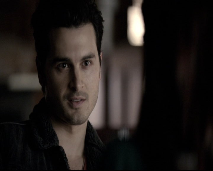 VampireDiariesWorld-dot-nl_6x19Because0915.jpg