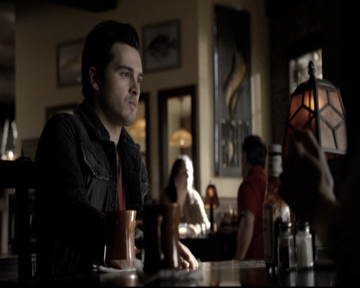 VampireDiariesWorld-dot-nl_6x19Because0948.jpg