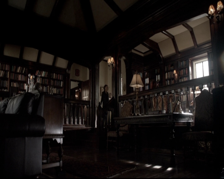 VampireDiariesWorld-dot-nl_6x19Because1042.jpg