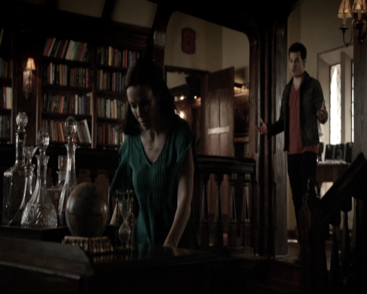 VampireDiariesWorld-dot-nl_6x19Because1075.jpg