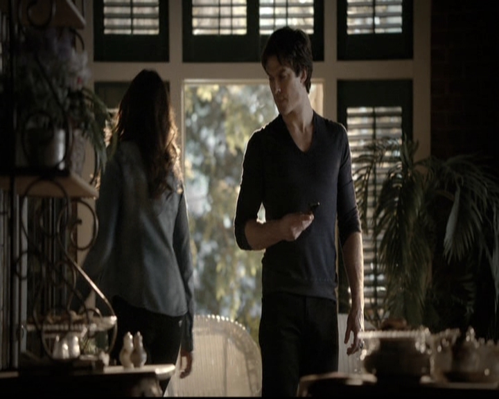 VampireDiariesWorld-dot-nl_6x19Because1159.jpg