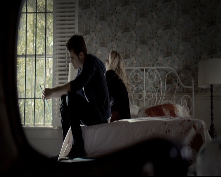 VampireDiariesWorld-dot-nl_6x19Because1223.jpg