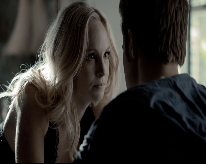 VampireDiariesWorld-dot-nl_6x19Because1273.jpg