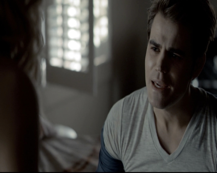 VampireDiariesWorld-dot-nl_6x19Because1285.jpg