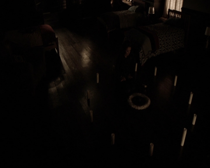 VampireDiariesWorld-dot-nl_6x19Because1345.jpg