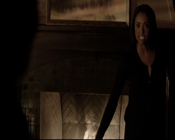 VampireDiariesWorld-dot-nl_6x19Because1403.jpg