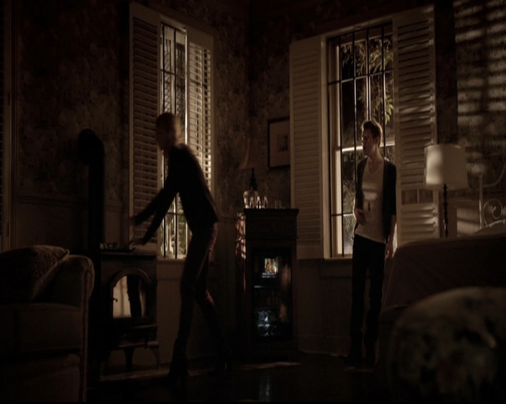 VampireDiariesWorld-dot-nl_6x19Because1758.jpg