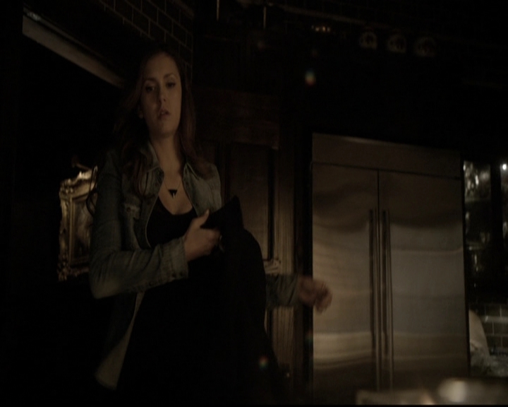 VampireDiariesWorld-dot-nl_6x19Because1830.jpg