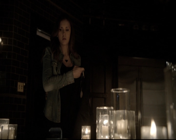 VampireDiariesWorld-dot-nl_6x19Because1832.jpg