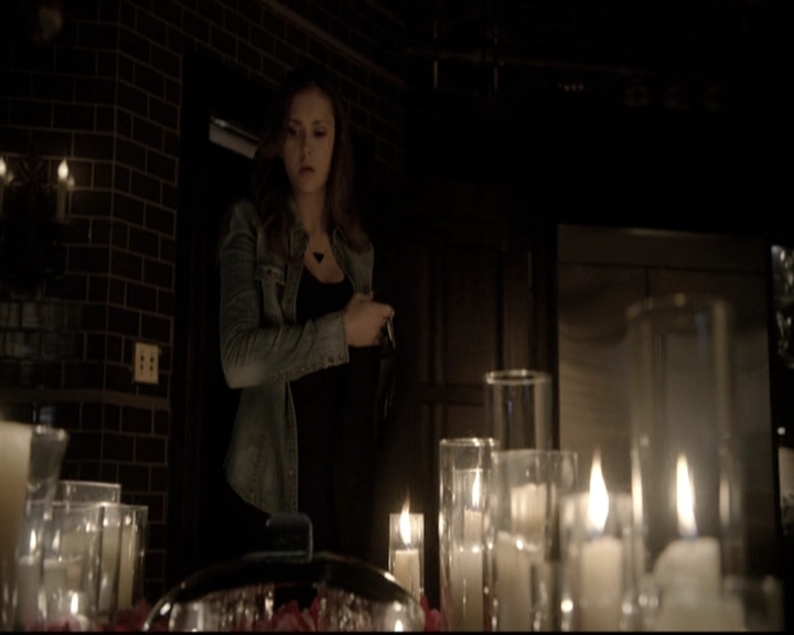 VampireDiariesWorld-dot-nl_6x19Because1833.jpg