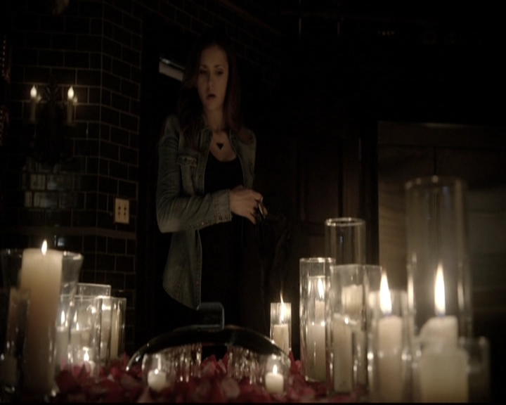 VampireDiariesWorld-dot-nl_6x19Because1834.jpg