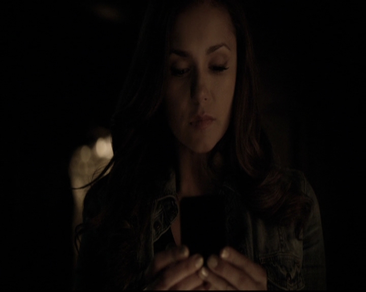 VampireDiariesWorld-dot-nl_6x19Because1854.jpg