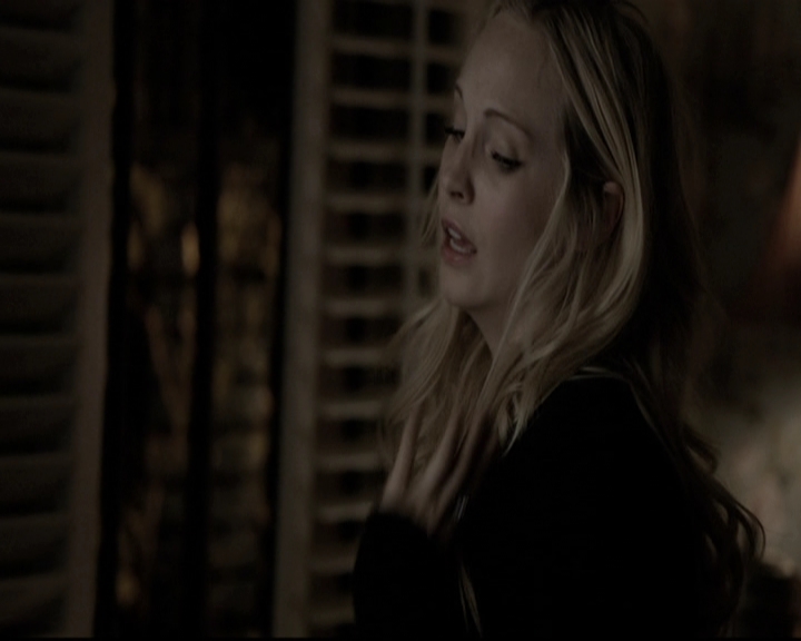 VampireDiariesWorld-dot-nl_6x19Because1983.jpg