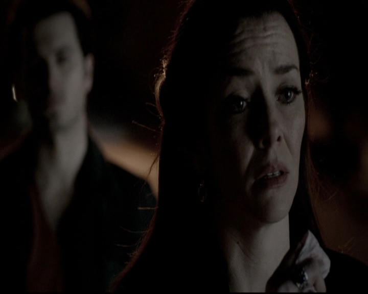 VampireDiariesWorld-dot-nl_6x19Because2066.jpg