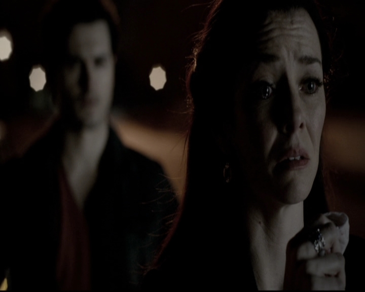 VampireDiariesWorld-dot-nl_6x19Because2095.jpg