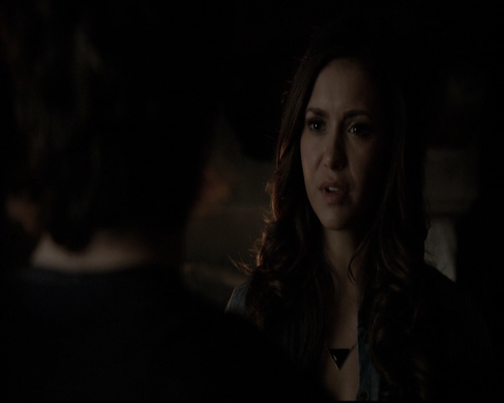 VampireDiariesWorld-dot-nl_6x19Because2204.jpg