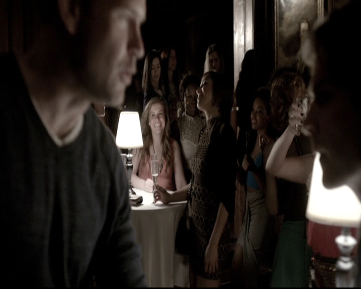 VampireDiariesWorld-dot-nl_6x20IdLeaveMyHappyHomeForYou0211.jpg